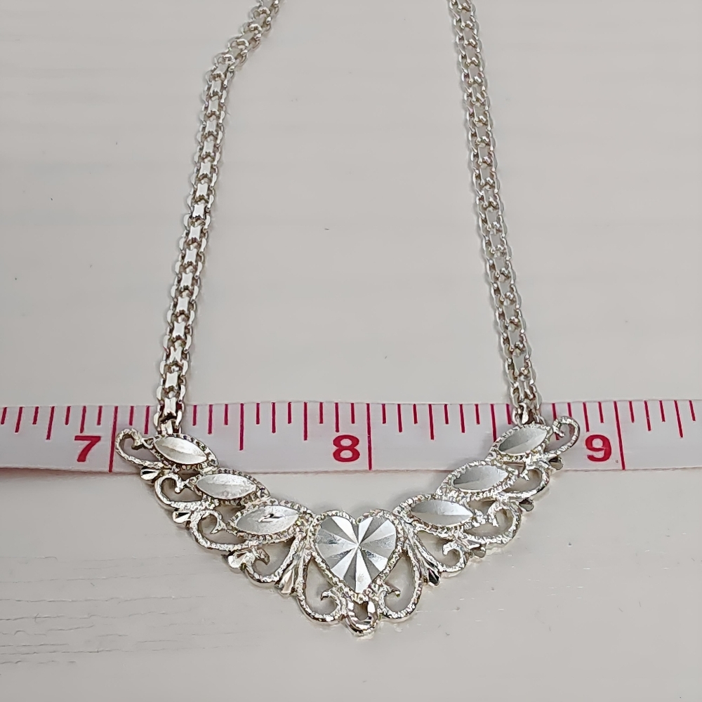 Vintage Sterling BEVERLY HILLS SILVER Filigree Diamond cut Heart Motif Necklace - Picture 10 of 11